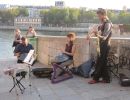 paris - seine - musicians 1